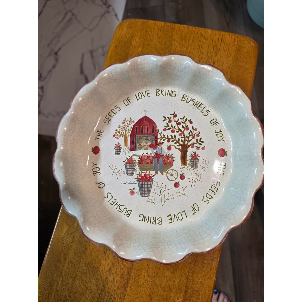 Vintage 1997 Carol Endres Spirit Folk Enesco Apple Pie Pan Dish Ovenproof